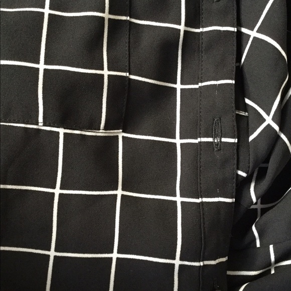 SOLD🚫Express Denali Grid Portofino Shirt Dress - Picture 8 of 8